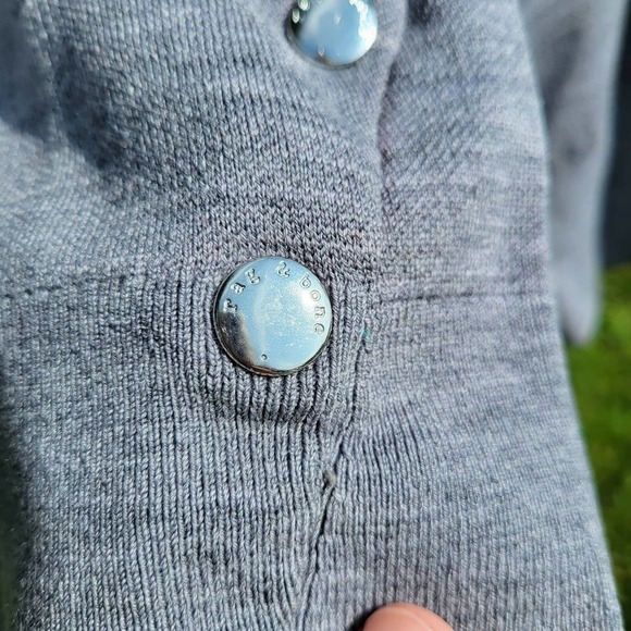 Rag & Bone Long Sleeve Side-Button Merino Wool Gray Sweater - Picture 6 of 9